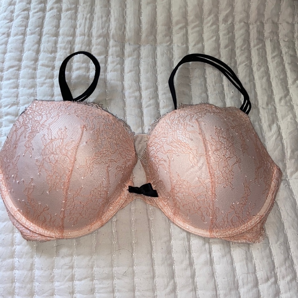 Victoria’s Secret very sexy push up